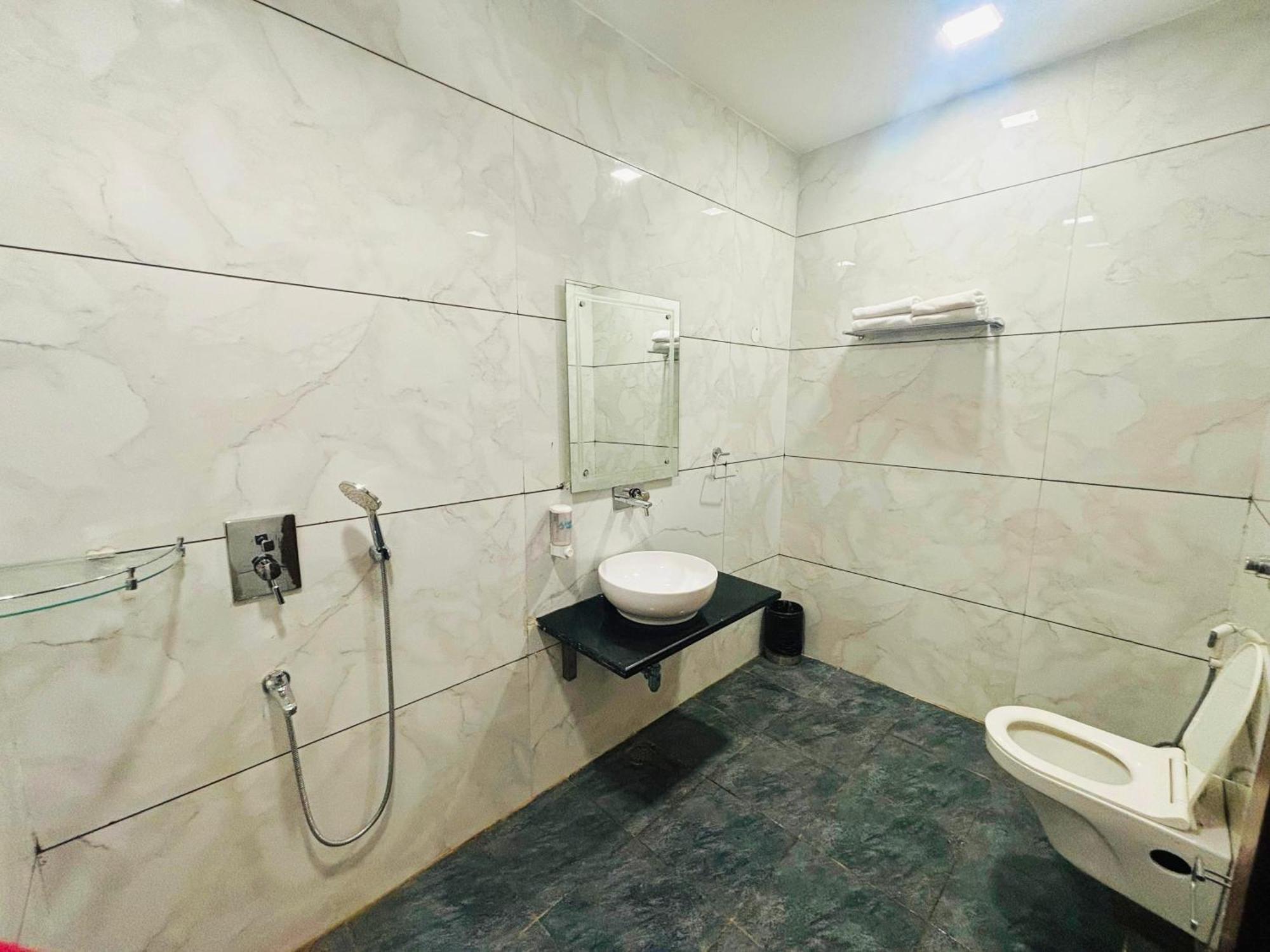 Hotel Amar Vilas & Resort Bharatpur Exterior photo