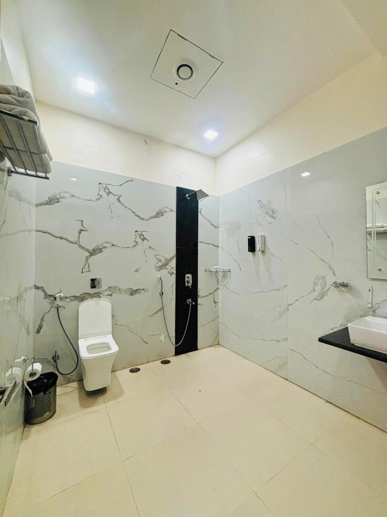 Hotel Amar Vilas & Resort Bharatpur Exterior photo